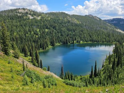 Kid Lake from Stateline Trail